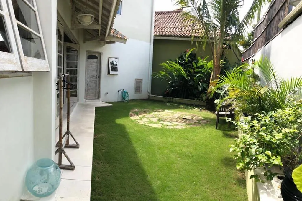 Villa Noretsy Seminyak  0*, Seminyak (Bali)