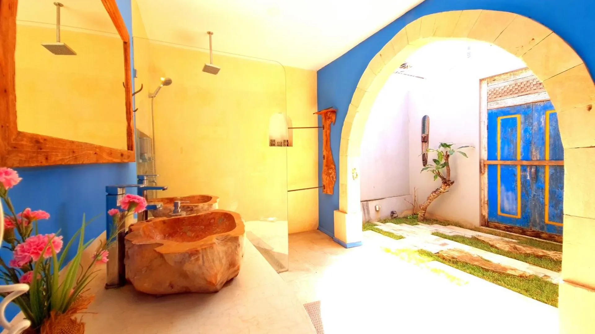 Villa Noretsy Seminyak  Indonesia