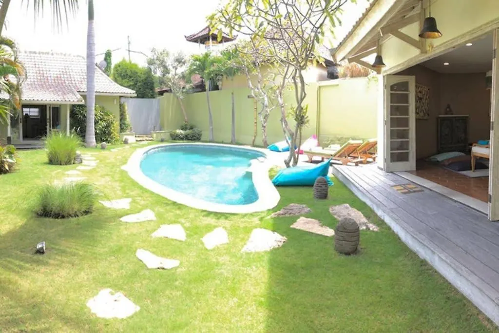 Villa Noretsy Seminyak