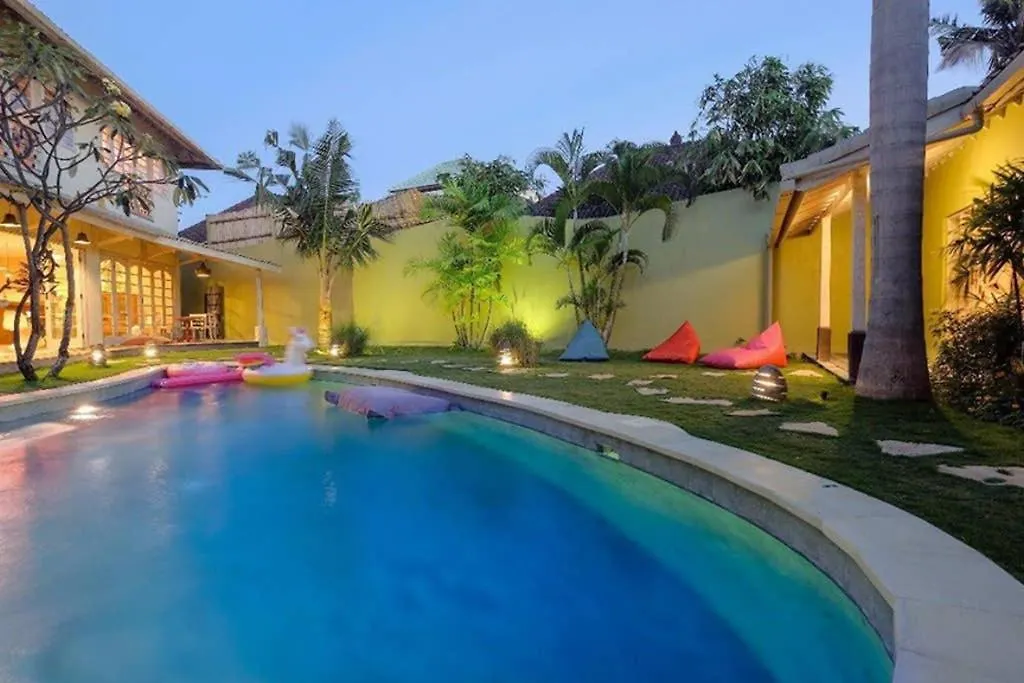 Villa Noretsy Seminyak 0*,  Endonezya